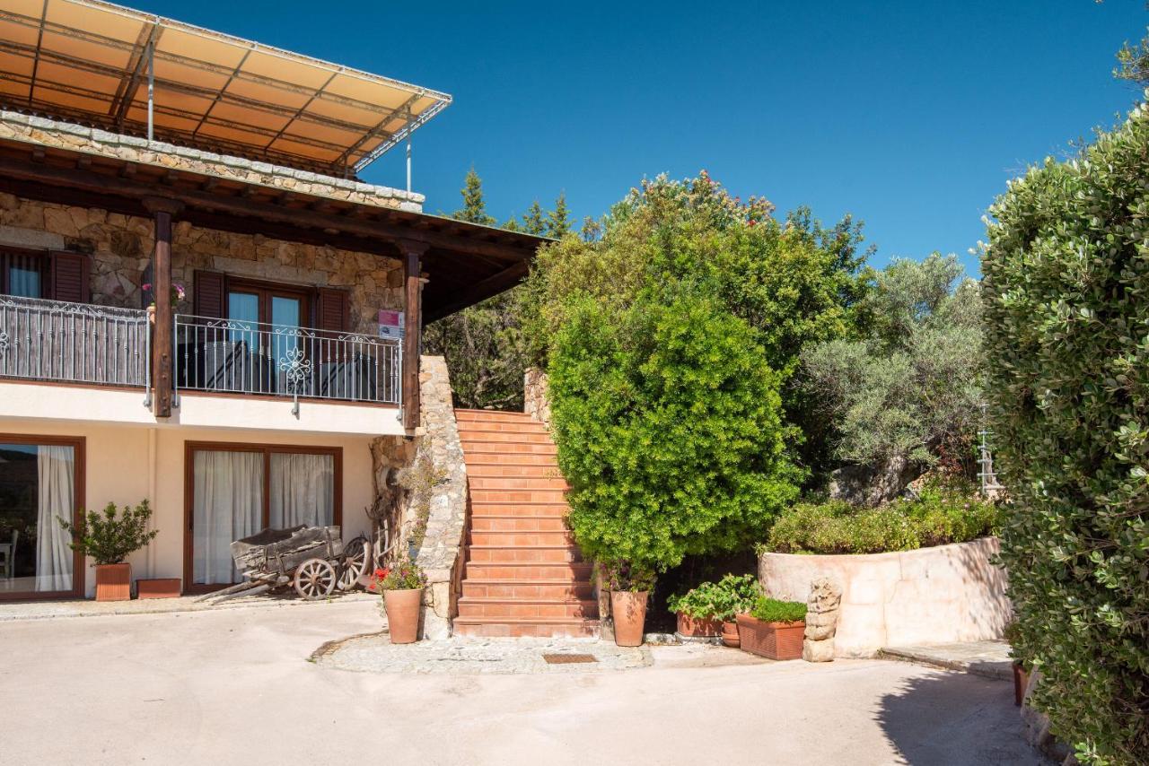 Affittacamere S'Alzola Porto Rotondo Exterior photo